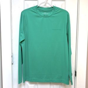 ***NEW W/O TAGS*** Vineyard Vines Lightweight Performance Shirt